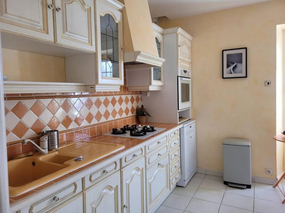 Maison Au Calme A 2 Pas Du Port Cancale Exteriér fotografie